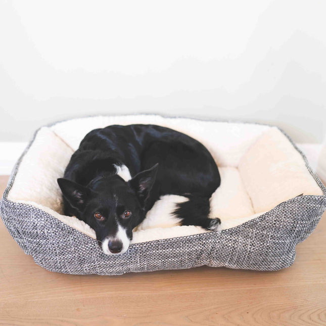 Blød, rektangulær hundekurv med plys